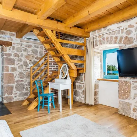 Stone House Goranova Kuca * Seline