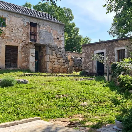 Stone House Goranova Kuca Villa