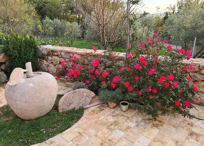 Stone House Goranova Kuca Вилла *