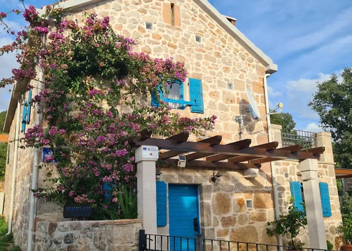 Stone House Goranova Kuca Вилла