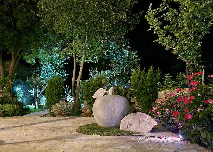 Stone House Goranova Kuca Вилла *