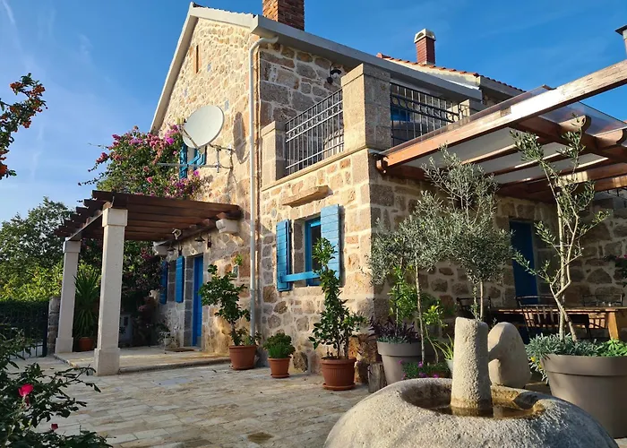 Stone House Goranova Kuca Вилла